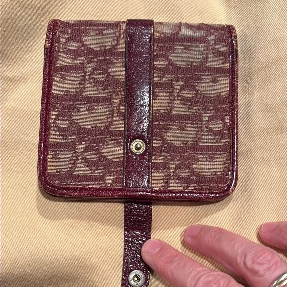 Rare! Christian Dior Red Vintage Trotter Wallet Elegant Compact Design - Picture 3 of 16